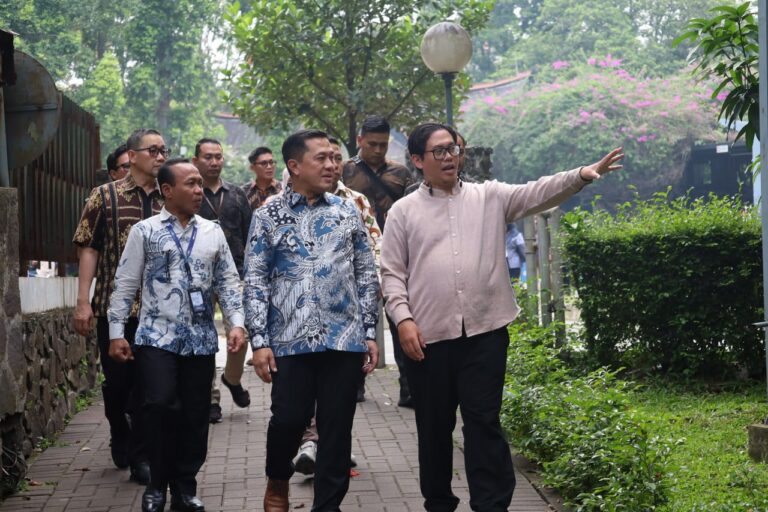 Wakaf Salman X PT Pegadaian 3